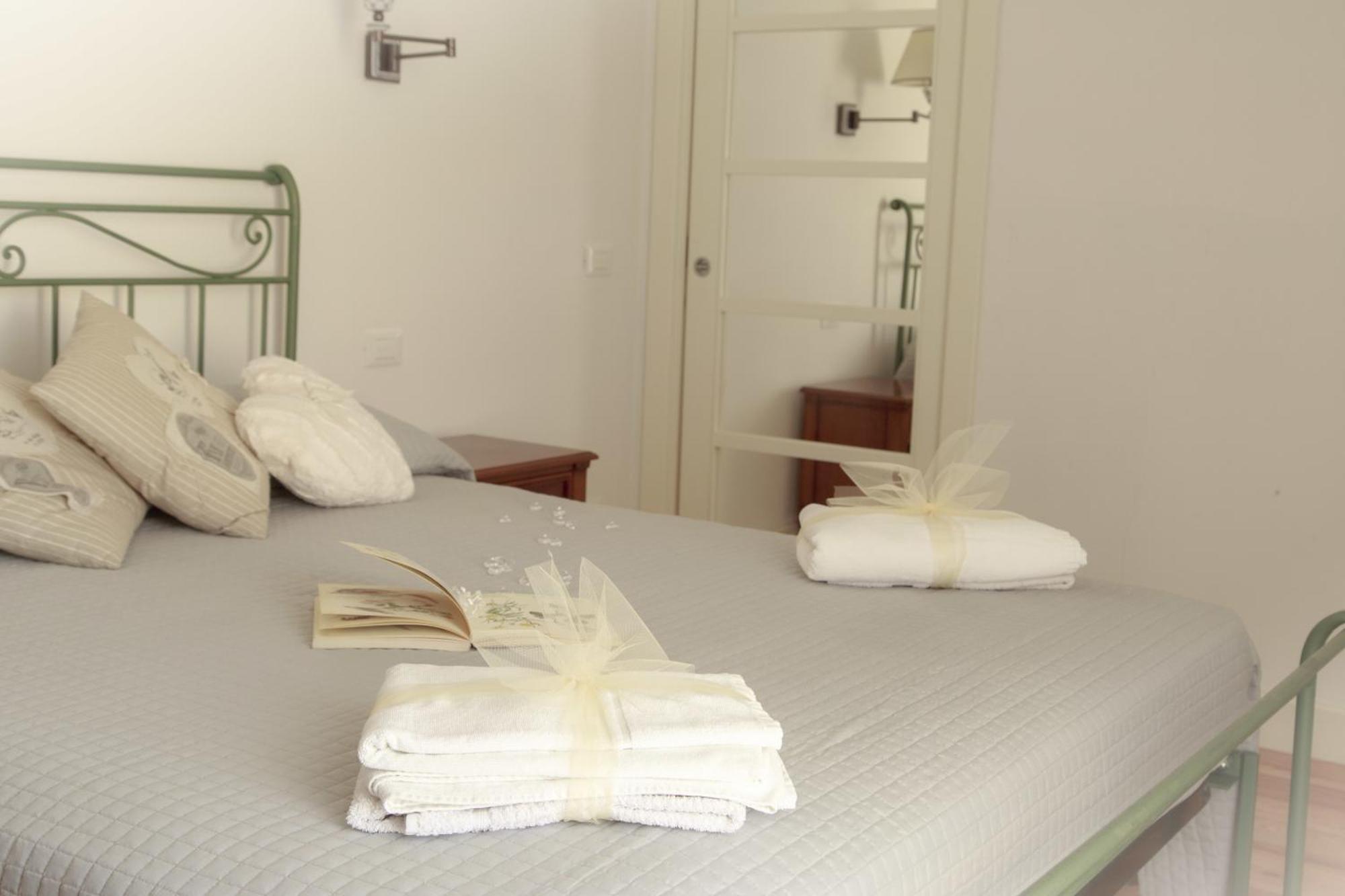 Corso Emanuele Apartments Сан Винченцо Стая снимка