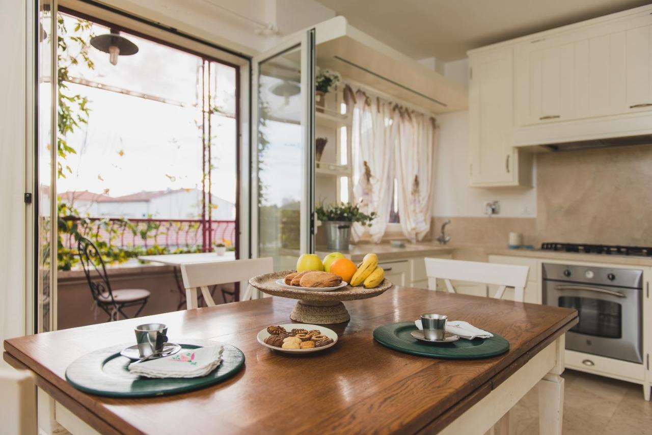 Corso Emanuele Apartments Сан Винченцо Екстериор снимка