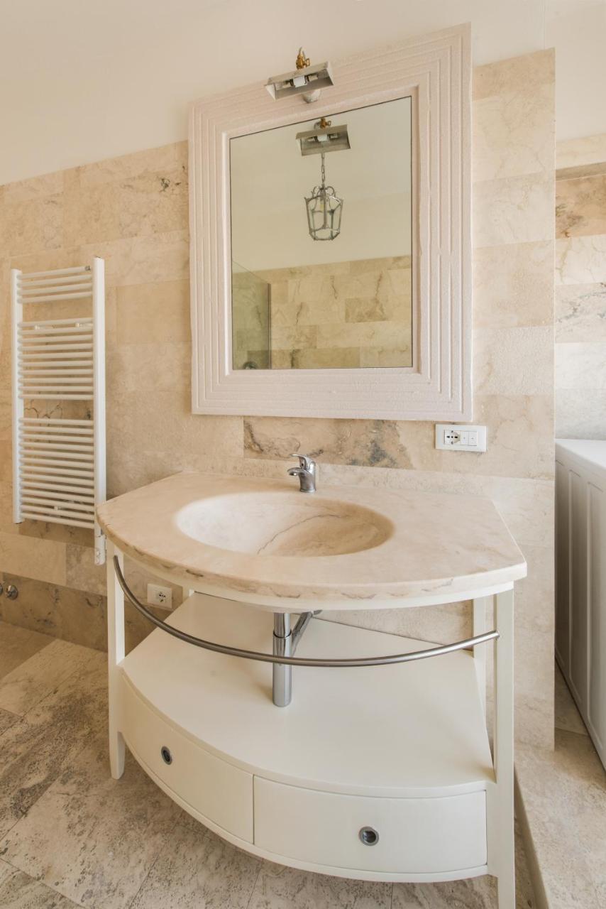 Corso Emanuele Apartments Сан Винченцо Екстериор снимка