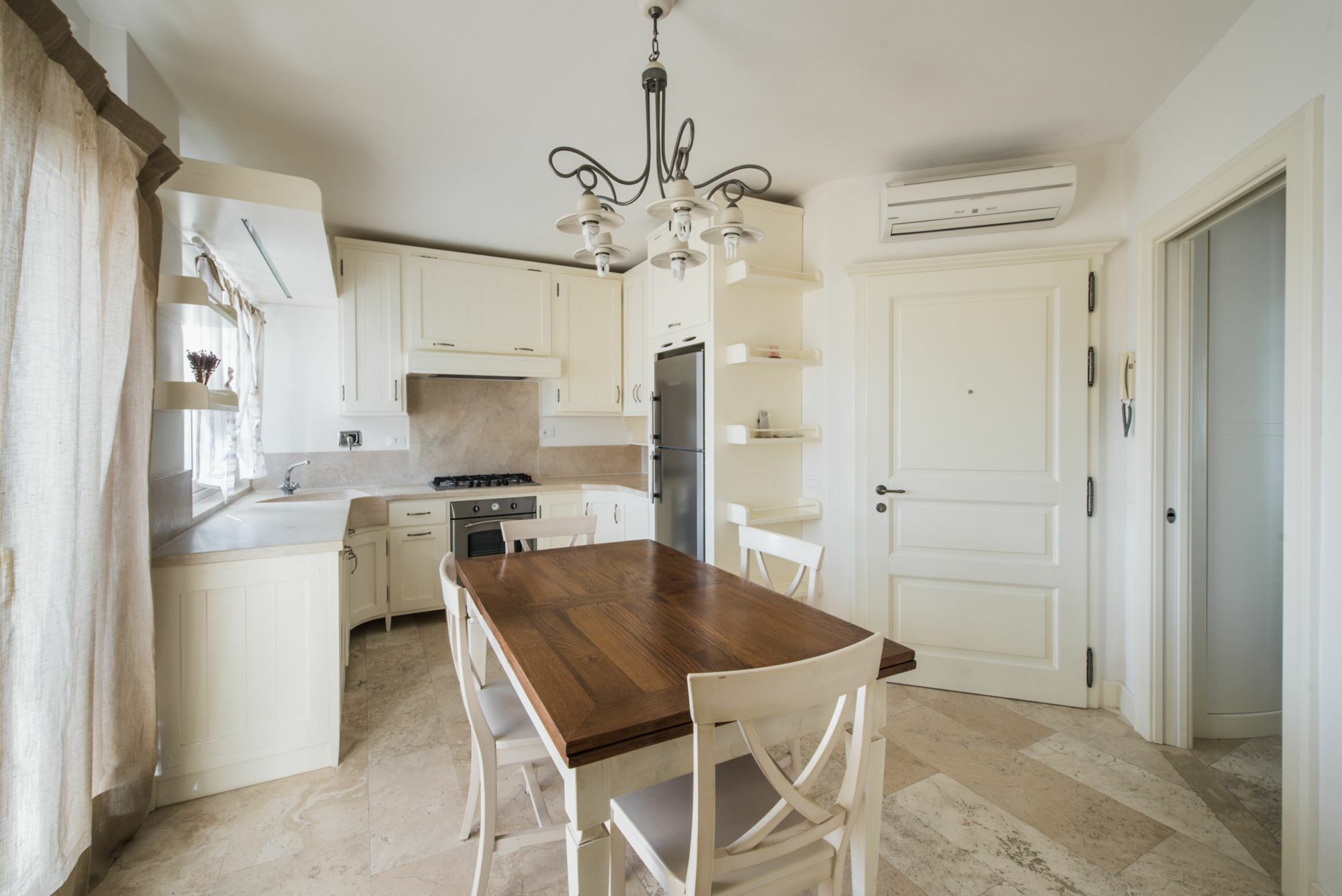 Corso Emanuele Apartments Сан Винченцо Екстериор снимка